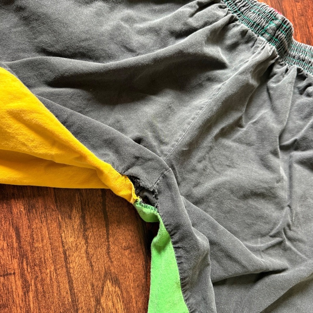 Vintage Cross Colours Shorts S/M‎ Color Block 90s Streetwear Hip Hop - Picture 10 of 12